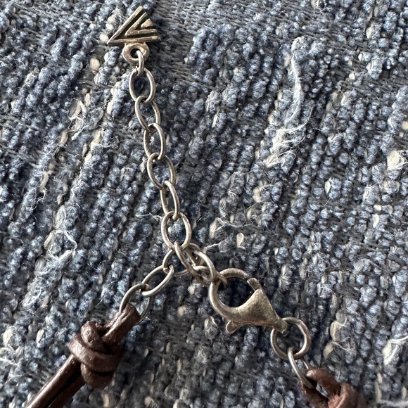 ❤ Silpada Carved Abalone Shell .925 STERLING Leather Necklace - Picture 4 of 4